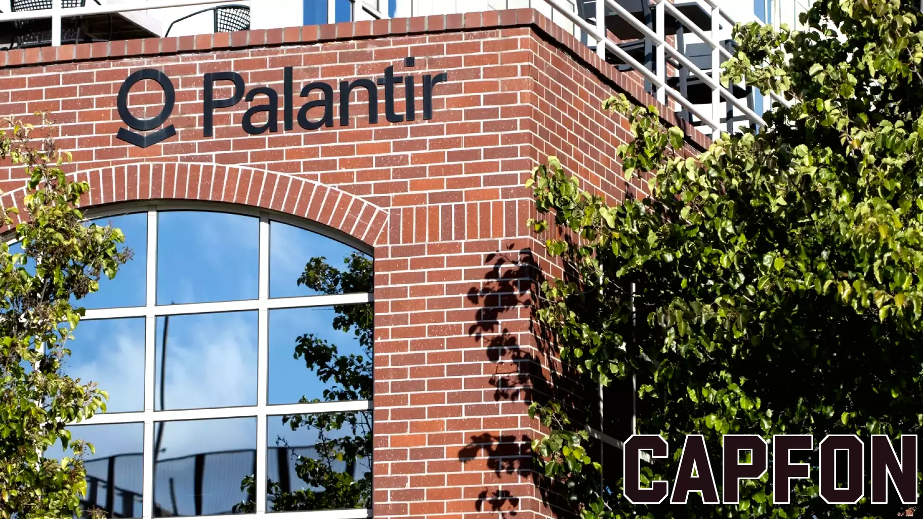 Palantir’s Q3 2025 Revenue Surged 63%, But Shares Seem Overvalued